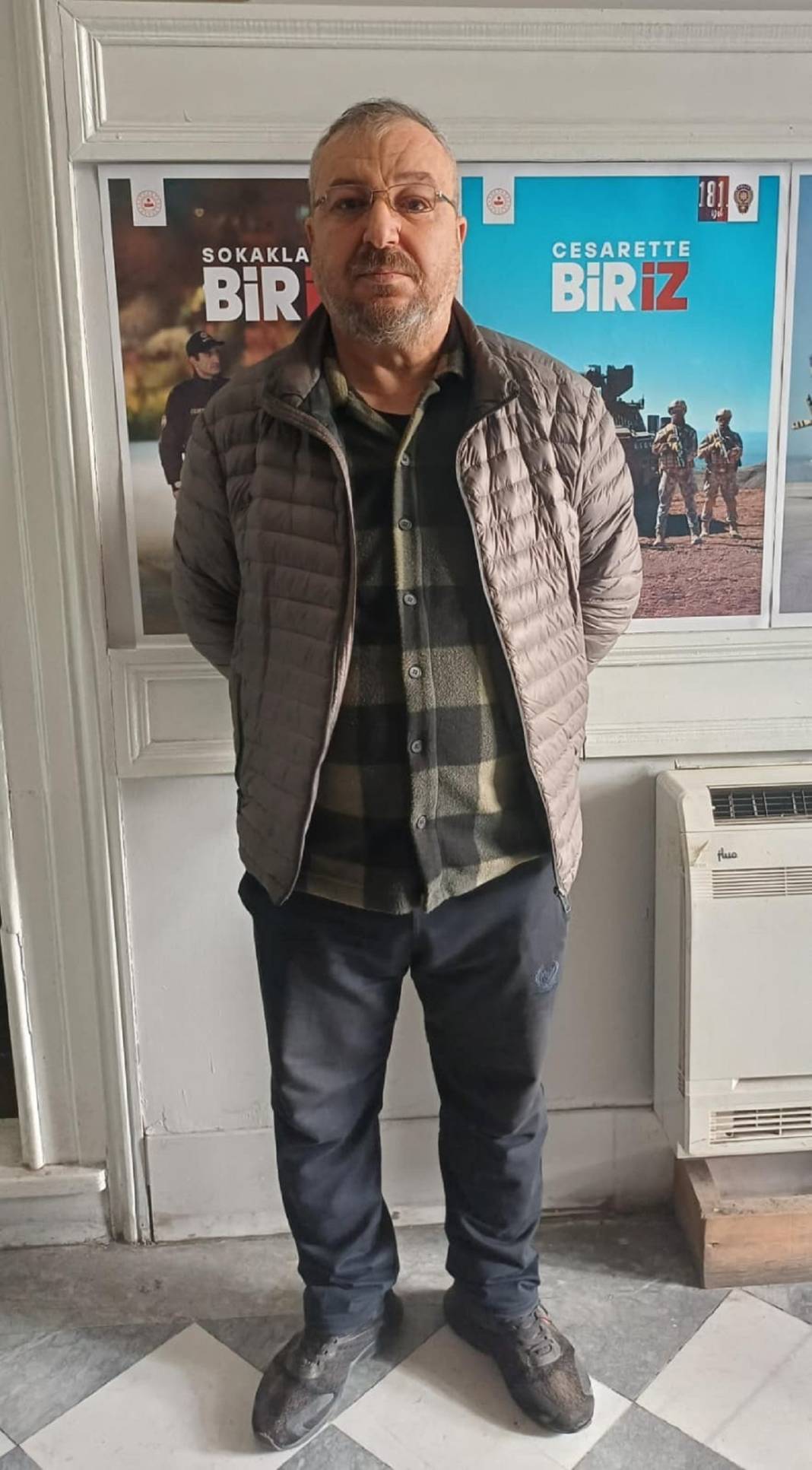 Film değil gerçek: Polisten 11 yıl kaçtı, 9 estetikle yüzünü değiştirdi! 2